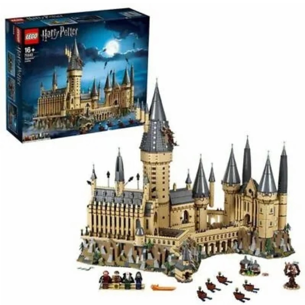 NWT Harry Potter lego castle